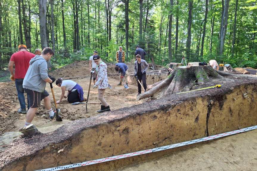 prace archeologiczne pod Duklą