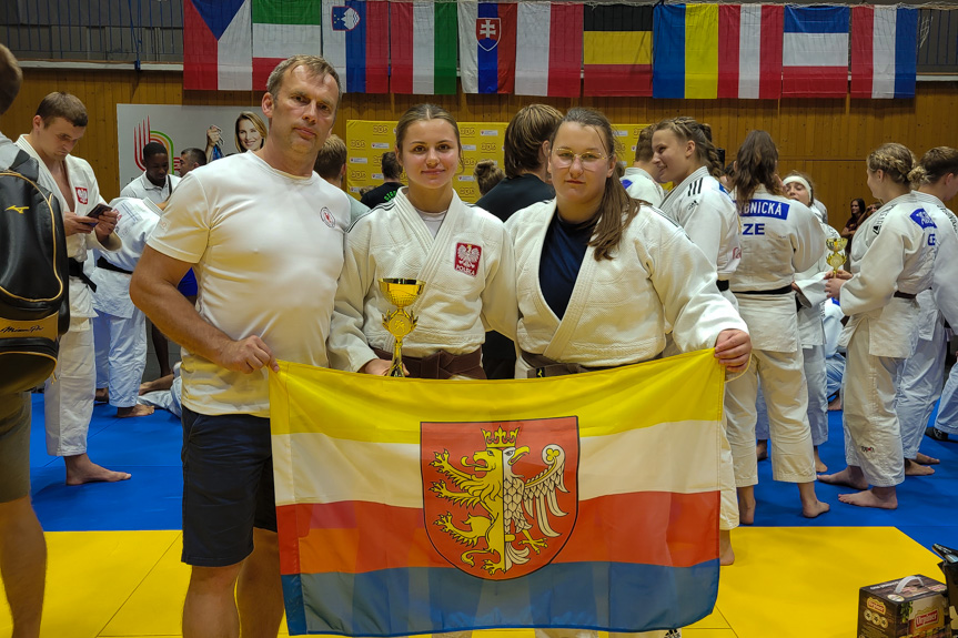 zawodniczki  UKS Skorpion Judo Krosno