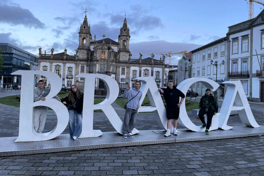 Uczniowie Naftówki z Krosna na praktykach w Portugalii