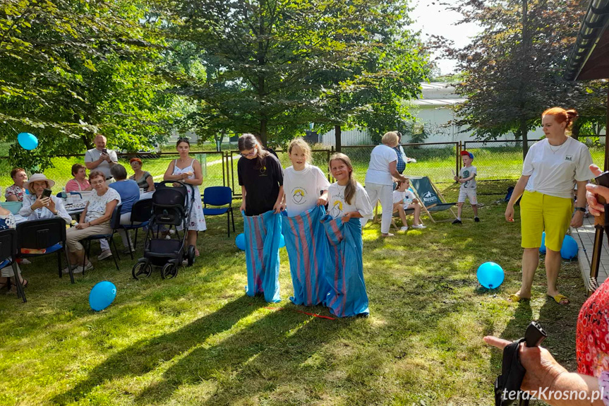 Wakacyjny piknik na Osiedlu Grota-Roweckiego w Krośnie