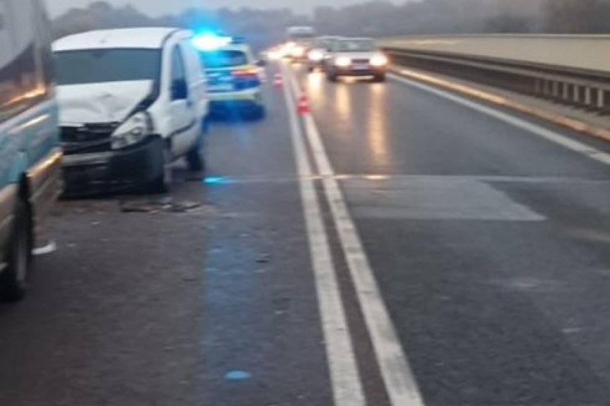 Uderzył w opla i wjechał do rowu. Miał ponad 2 promile alkoholu