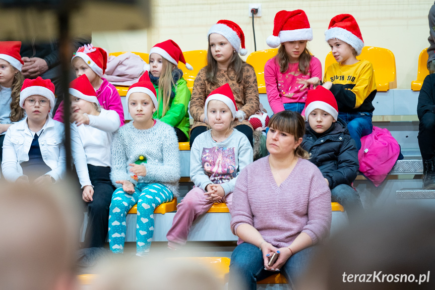 III Mikołajkowe Spotkanie w Głowience "Dzieci z pasją"