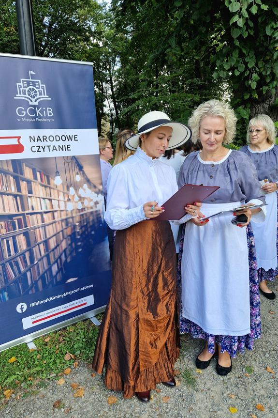 Akcja Narodowe Czytanie w Miejscu Piastowym