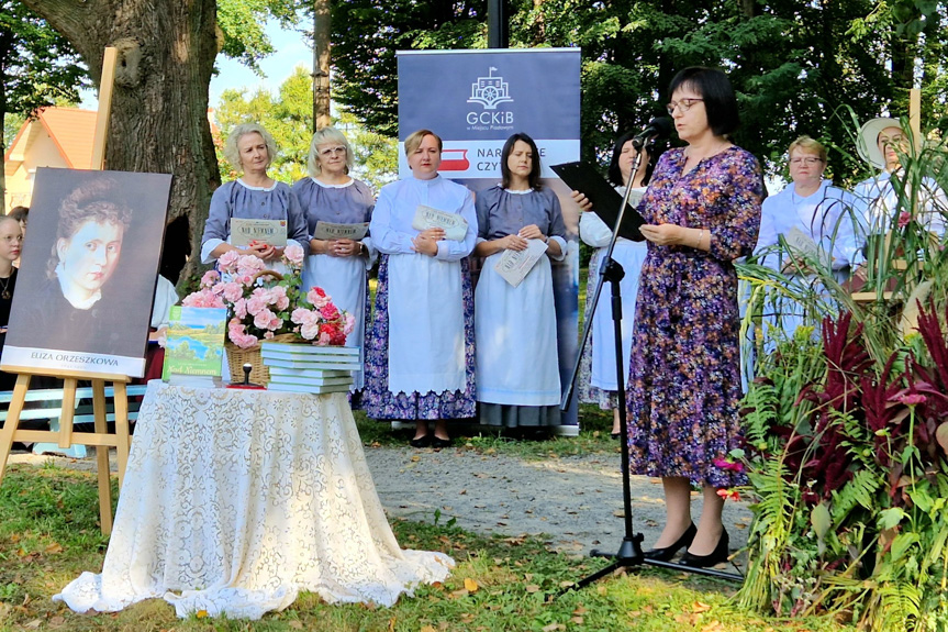 Akcja Narodowe Czytanie w Miejscu Piastowym