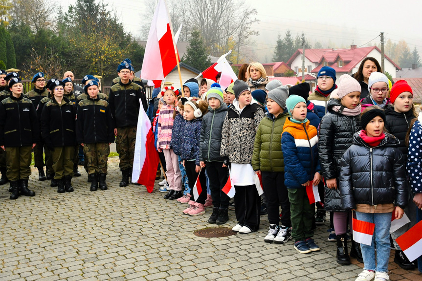 Apel dla Biało-Czerwonej przy LO w Rymanowie i SP w Rymanowie