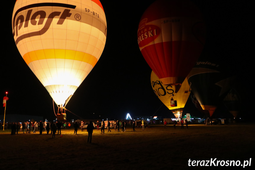 Balony nad Krosnem 2019 - Nocny pokaz balonów