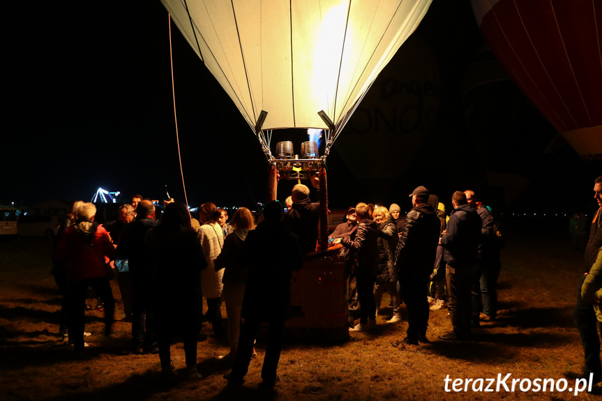 Balony nad Krosnem 2019 - Nocny pokaz balonów