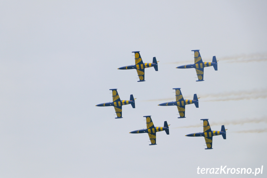 Balony nad Krosnem 2019 - Pokaz Baltic Bees Jet Team