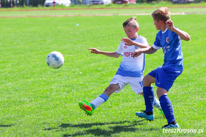 Beniaminek Profbud Krosno - Karpaty MOSiR Krosno 8:0