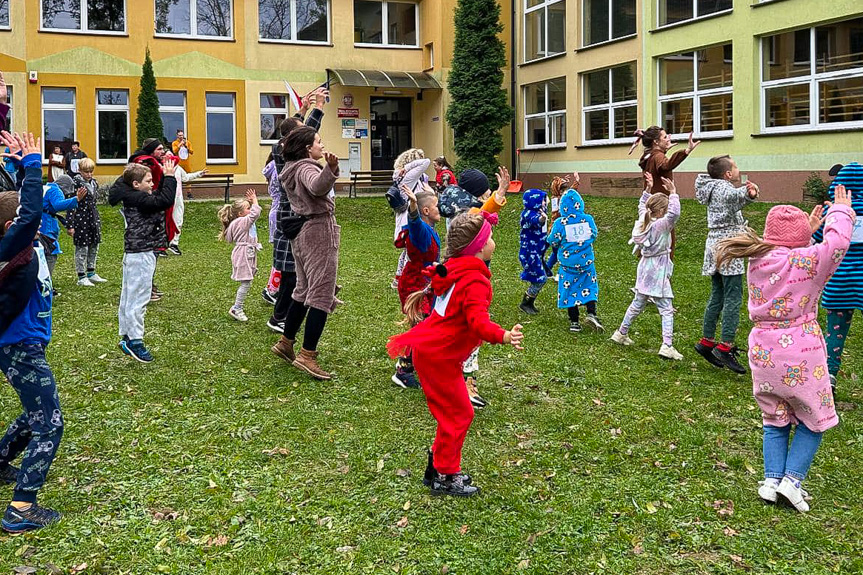 Bieg w piżamach w Ustrobnej