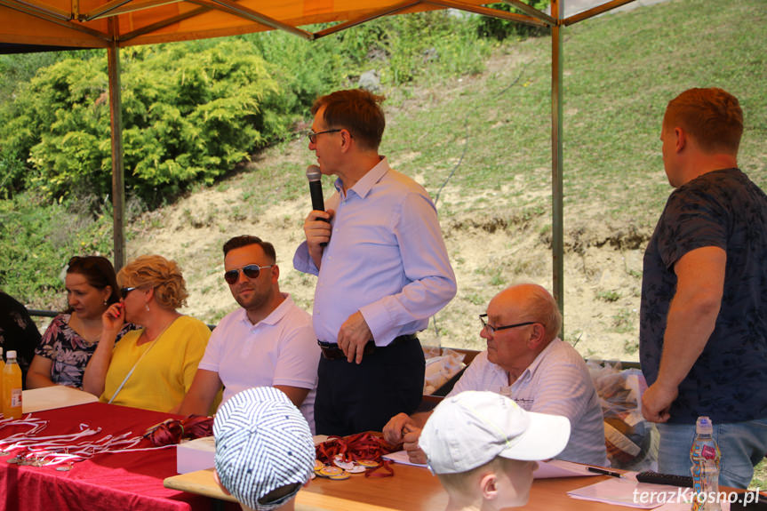 Biegi i piknik z książką w Krościenku Wyżnym