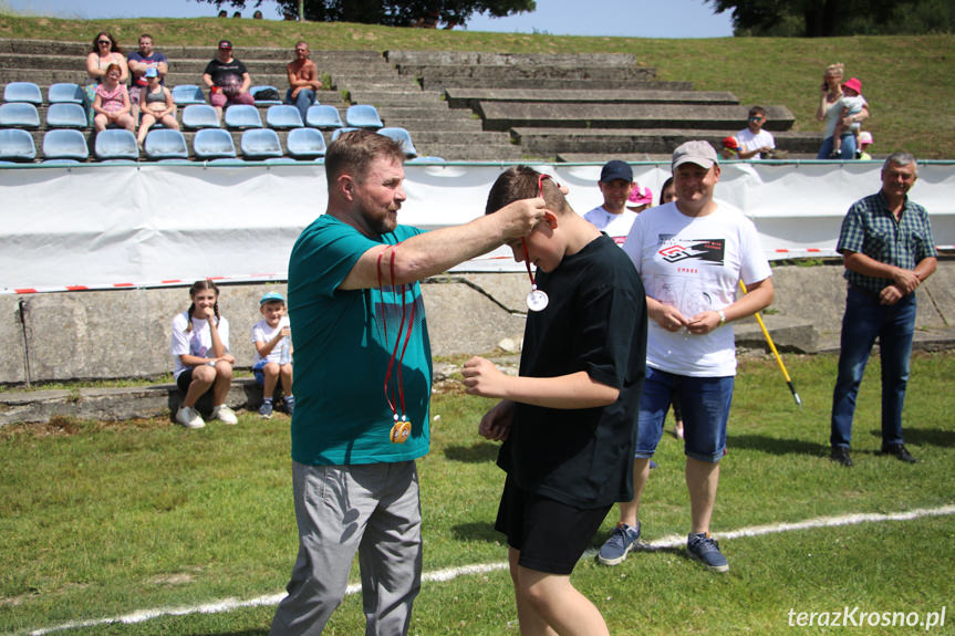 Biegi i piknik z książką w Krościenku Wyżnym