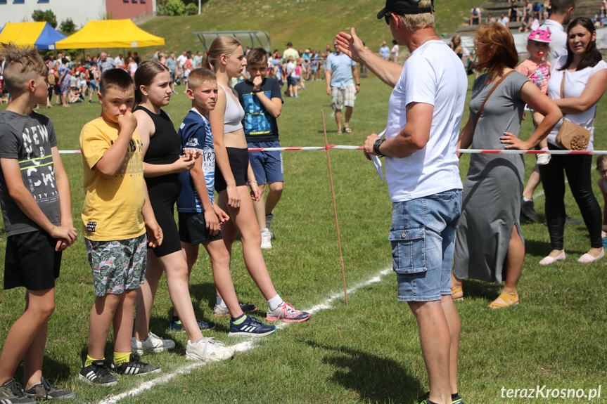 Biegi i piknik z książką w Krościenku Wyżnym