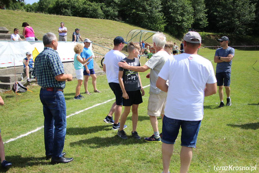 Biegi i piknik z książką w Krościenku Wyżnym