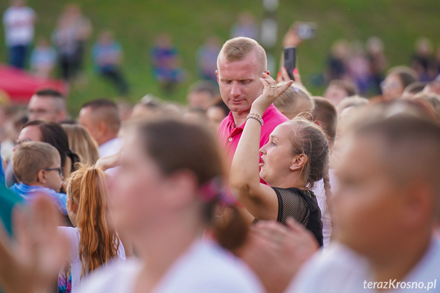 Biesiada Karpacka 2024 - Mateusz Mijal, Red Lips