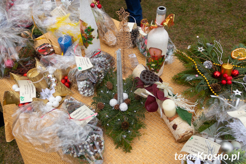 Bożonarodzeniowy Jarmark Charytatywny w Zręcinie