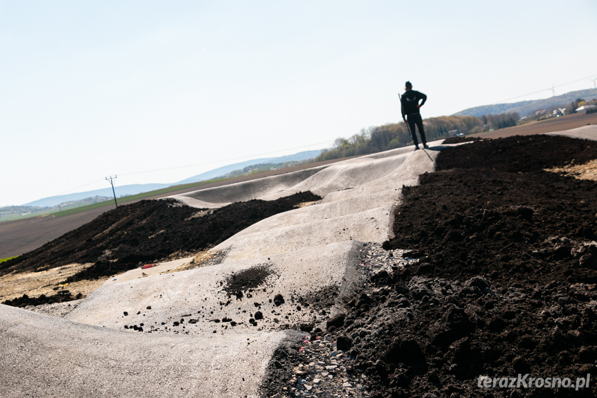 Budowa Pumptracku w Miejscu Piastowym