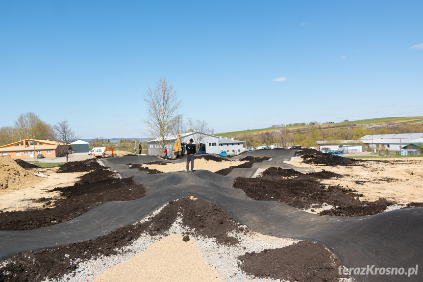 Budowa Pumptracku w Miejscu Piastowym