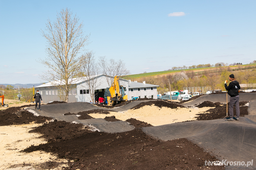 Budowa Pumptracku w Miejscu Piastowym