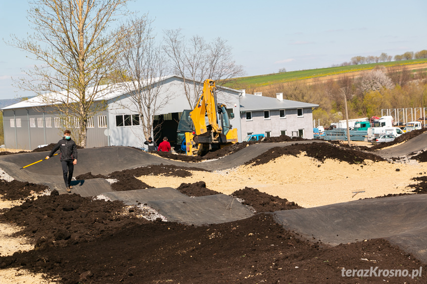 Budowa Pumptracku w Miejscu Piastowym