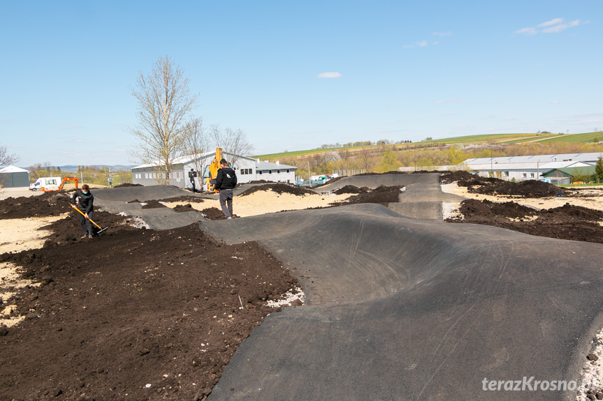 Budowa Pumptracku w Miejscu Piastowym