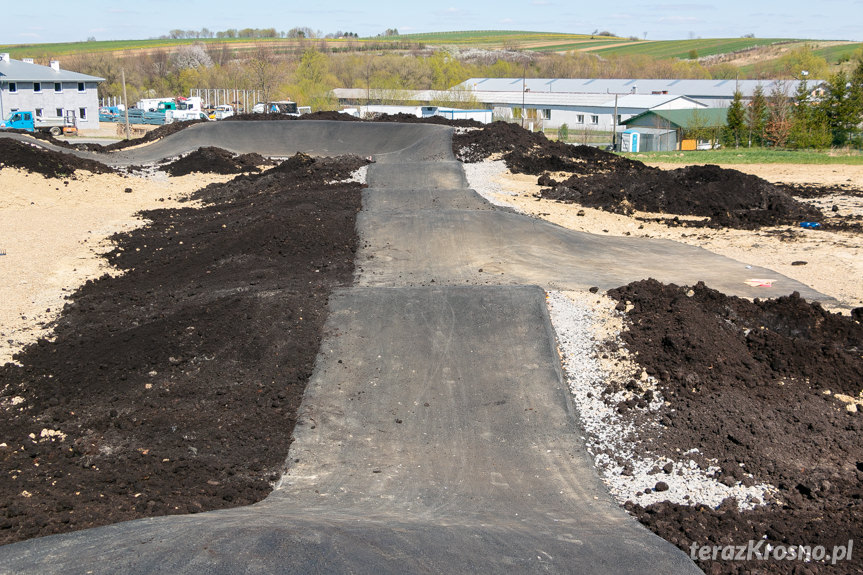 Budowa Pumptracku w Miejscu Piastowym