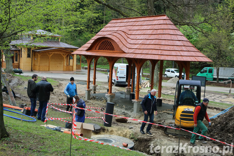 Budowa tężni solankowej w Rymnowie-Zdroju