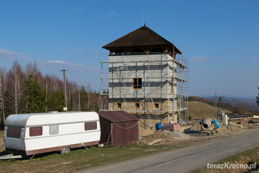 Budowa wieży widokowej w Czarnorzekach