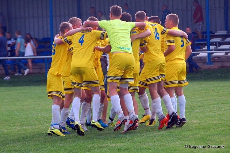 Burza Rogi - LKS Lubatowa 1:2