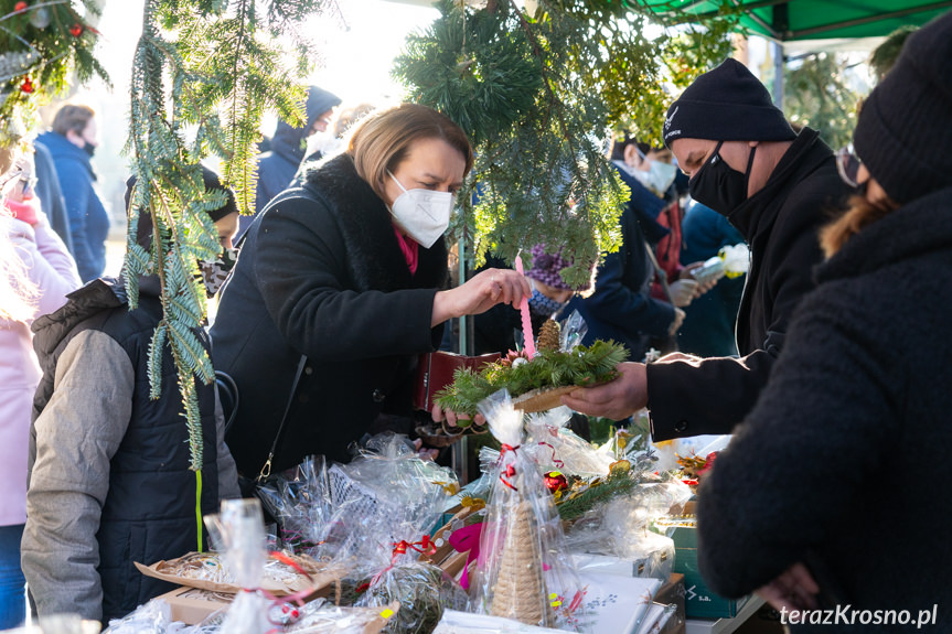 Charytatywny Kiermasz Bożonarodzeniowy w Zręcinie