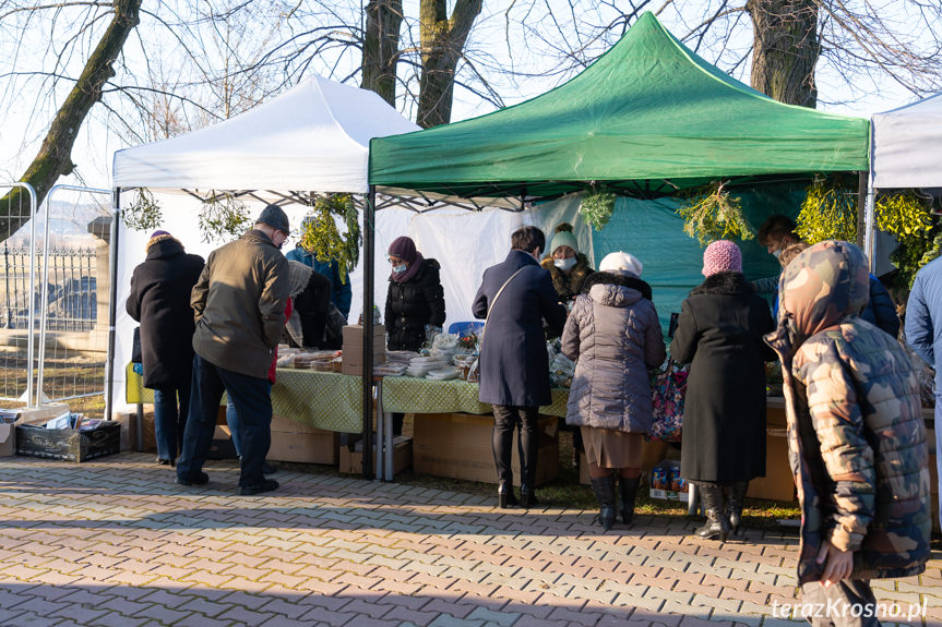 Charytatywny Kiermasz Bożonarodzeniowy w Zręcinie