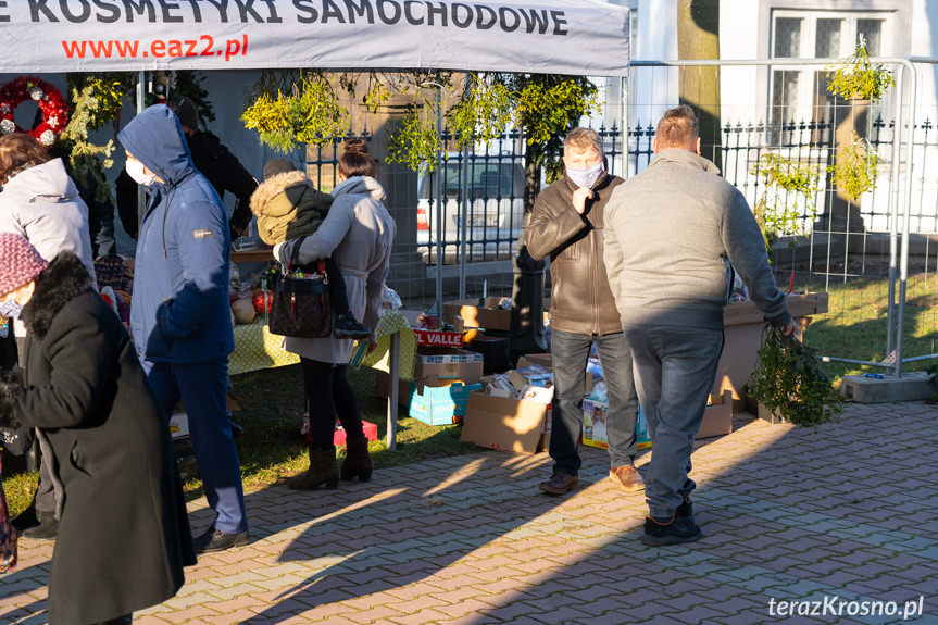 Charytatywny Kiermasz Bożonarodzeniowy w Zręcinie