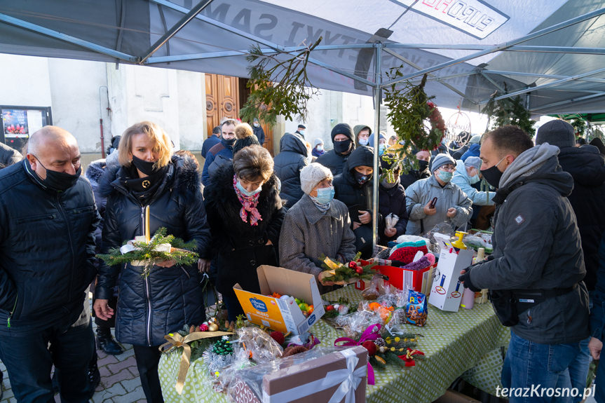 Charytatywny Kiermasz Bożonarodzeniowy w Zręcinie