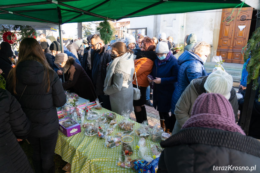 Charytatywny Kiermasz Bożonarodzeniowy w Zręcinie