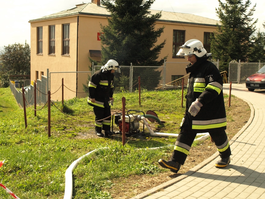 Ćwiczenia strażackie w Komborni