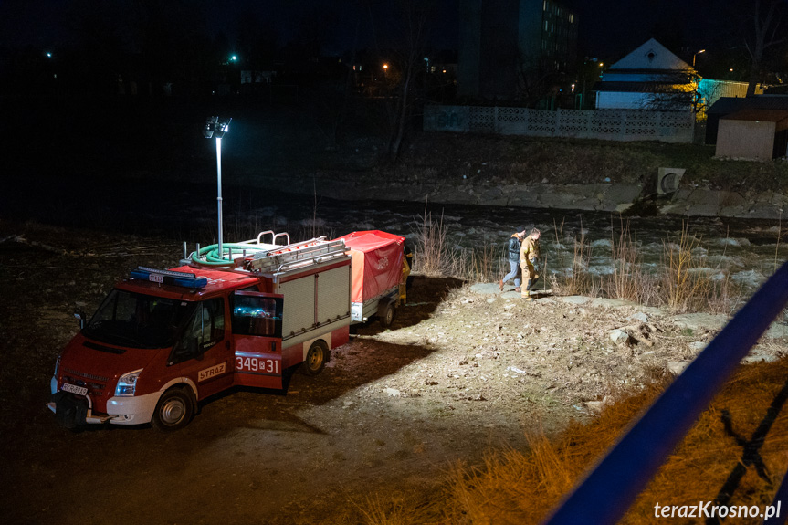 Ćwiczenia strażaków w Jedliczu