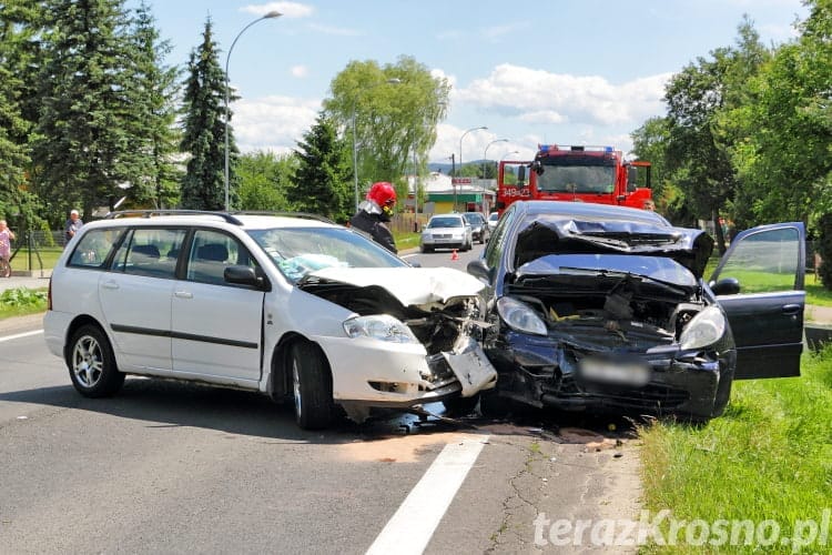 Czołowe zderzenie w Iwoniczu