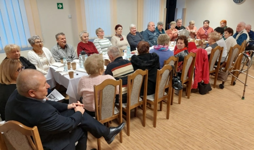 Czwartkowe spotkanie seniorów w Żarnowcu