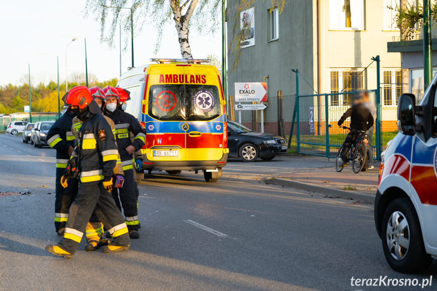 Dachowanie samochodu w Krośnie