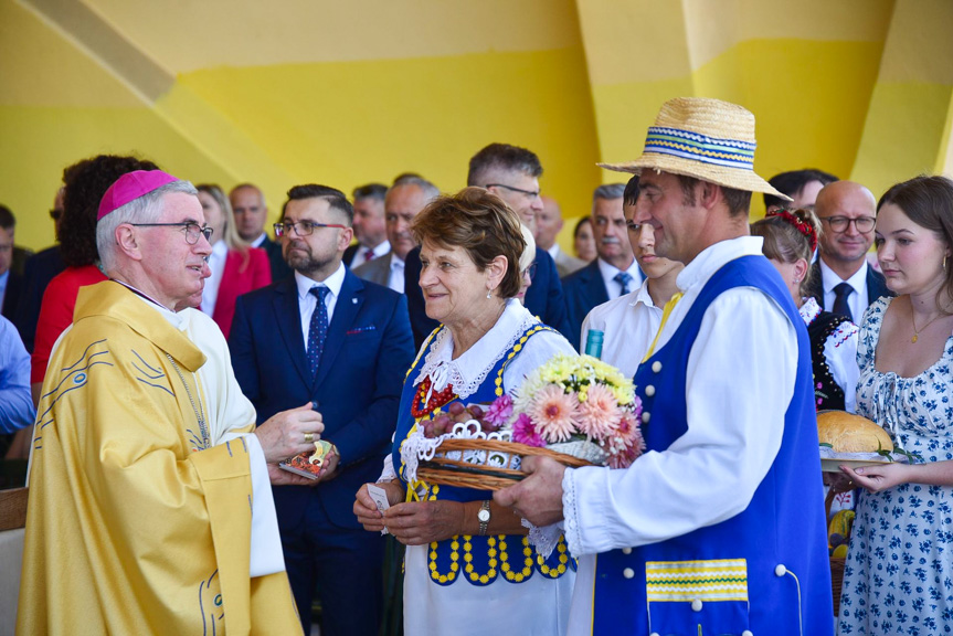 Diecezjalne i podkarpackie dożynki w Rzeszowie