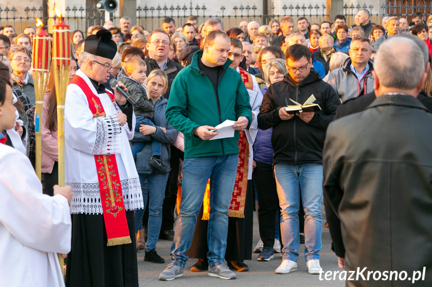 Droga krzyżowa w Zręcinie