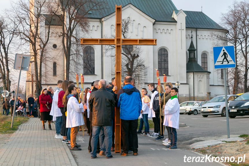 Droga krzyżowa w Zręcinie