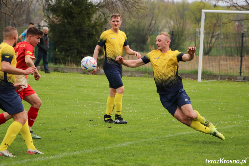 Dwór Kombornia - Iskra Wróblik Szlachecki 2:11