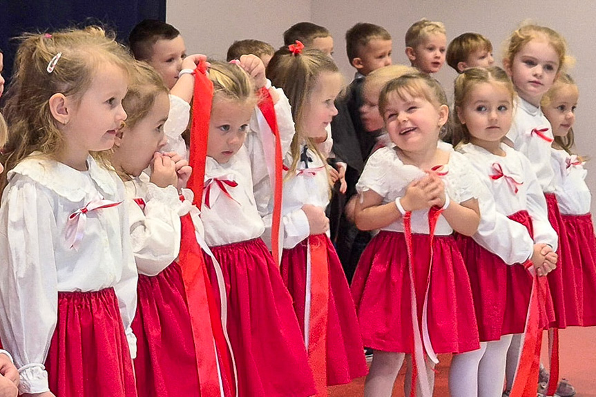 Dzień Niepodległości w Przedszkolu w Lubatowej