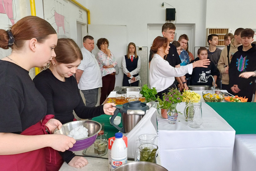 Dzień Otwarty i Szkolny Dzień Profilaktyk w ZSGH w Iwoniczu-Zdroju