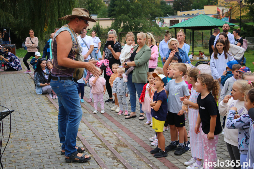 Dzień Pieczonego Ziemniaka w przedszkolu w Krośnie