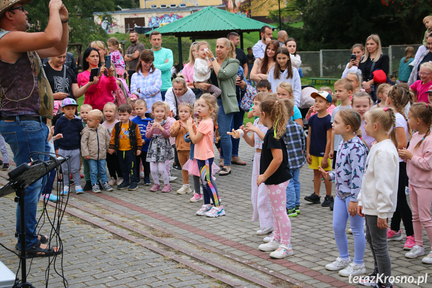 Dzień Pieczonego Ziemniaka w przedszkolu w Krośnie