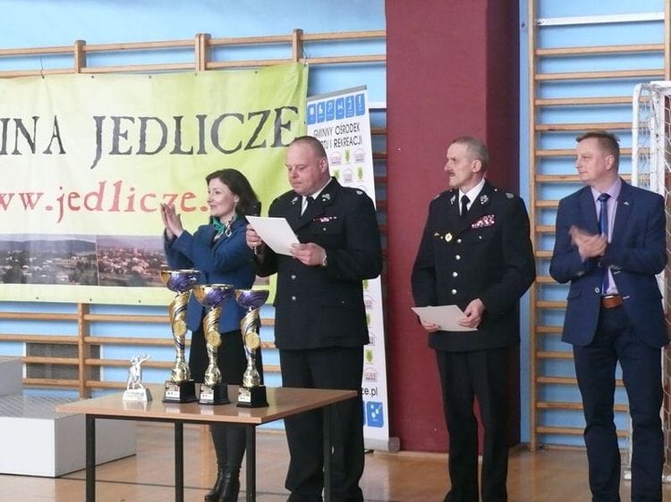 Gminny Turniej Piłki Siatkowej Drużyn OSP w Jedliczu