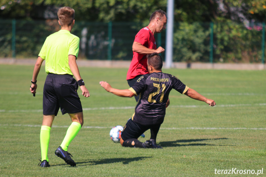 Guzikówka Krosna - Pasja Krosno 4-1