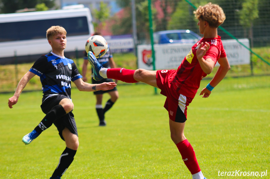 Guzikówka Krosno - Iwełka Iwla 1-0